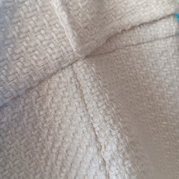 Guess ladies shorts - Picture 6 of 9